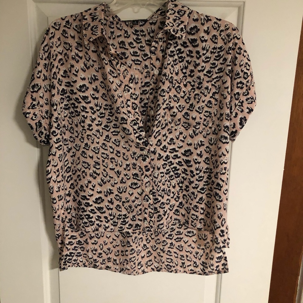 Lulu’s cute business casual top